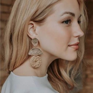 🎉SOLD OUT🎉 Boho wicker and gold earrings